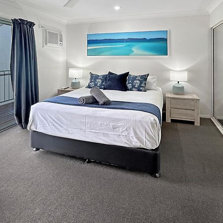 Sunset Waters Apartments Hamilton Island Esterno foto