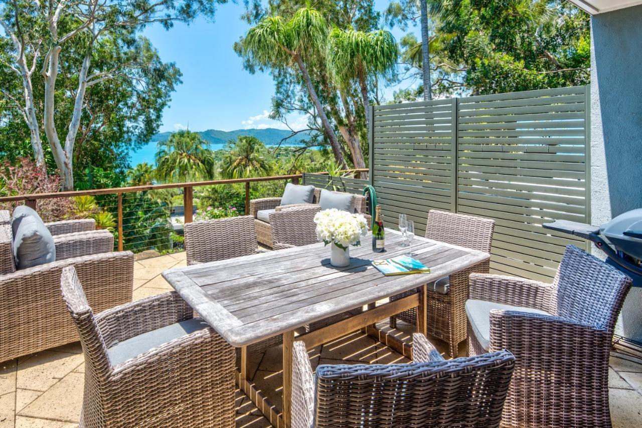 Sunset Waters Apartments Hamilton Island Esterno foto