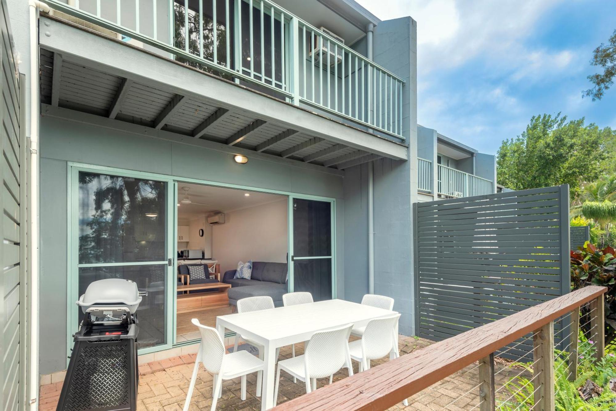 Sunset Waters Apartments Hamilton Island Esterno foto