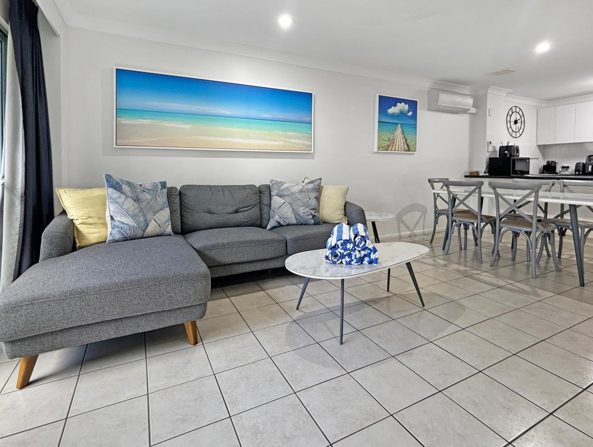 Sunset Waters Apartments Hamilton Island Esterno foto