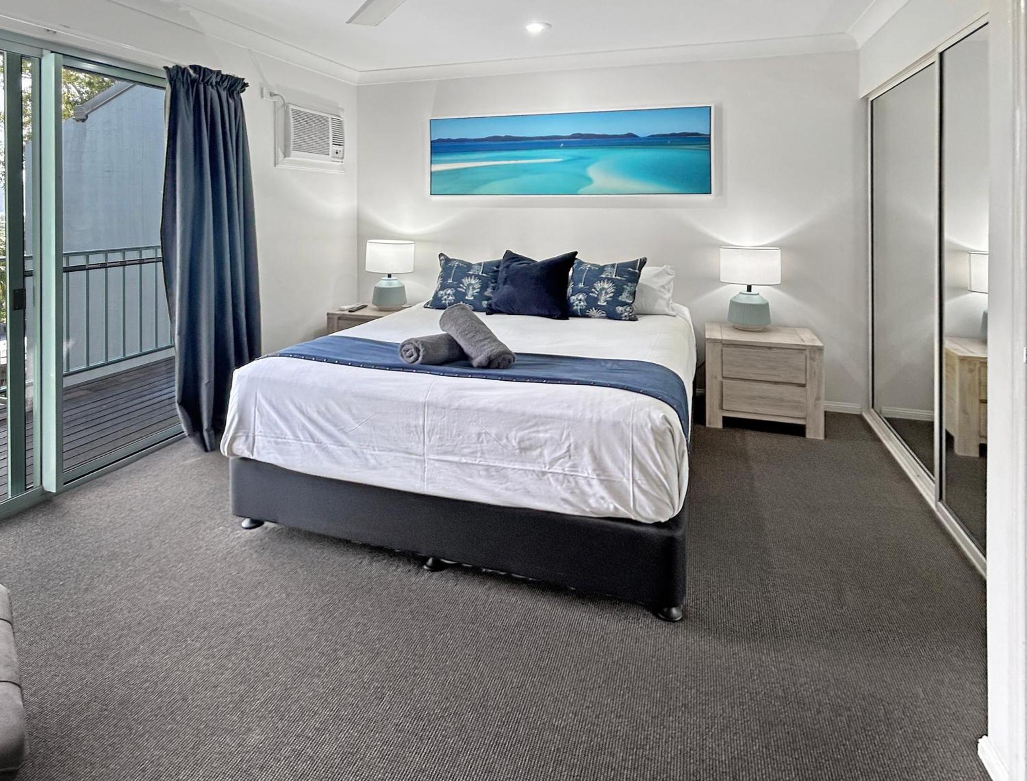 Sunset Waters Apartments Hamilton Island Esterno foto